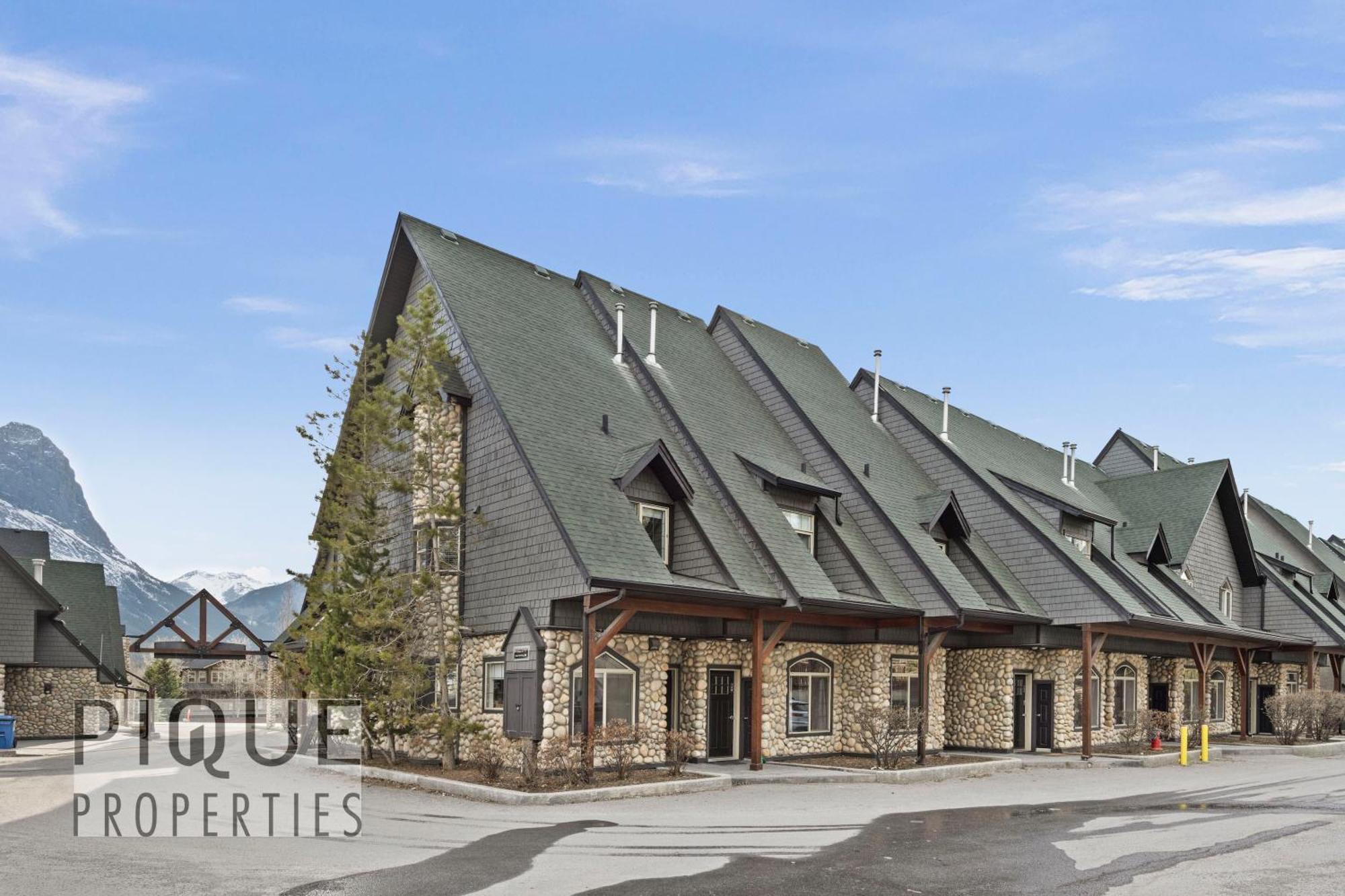 Mystic Mountain Chalet, Heated Outdoor Pool & Hot Tub, Free Parking, Fast Wifi! Кенмор Екстер'єр фото