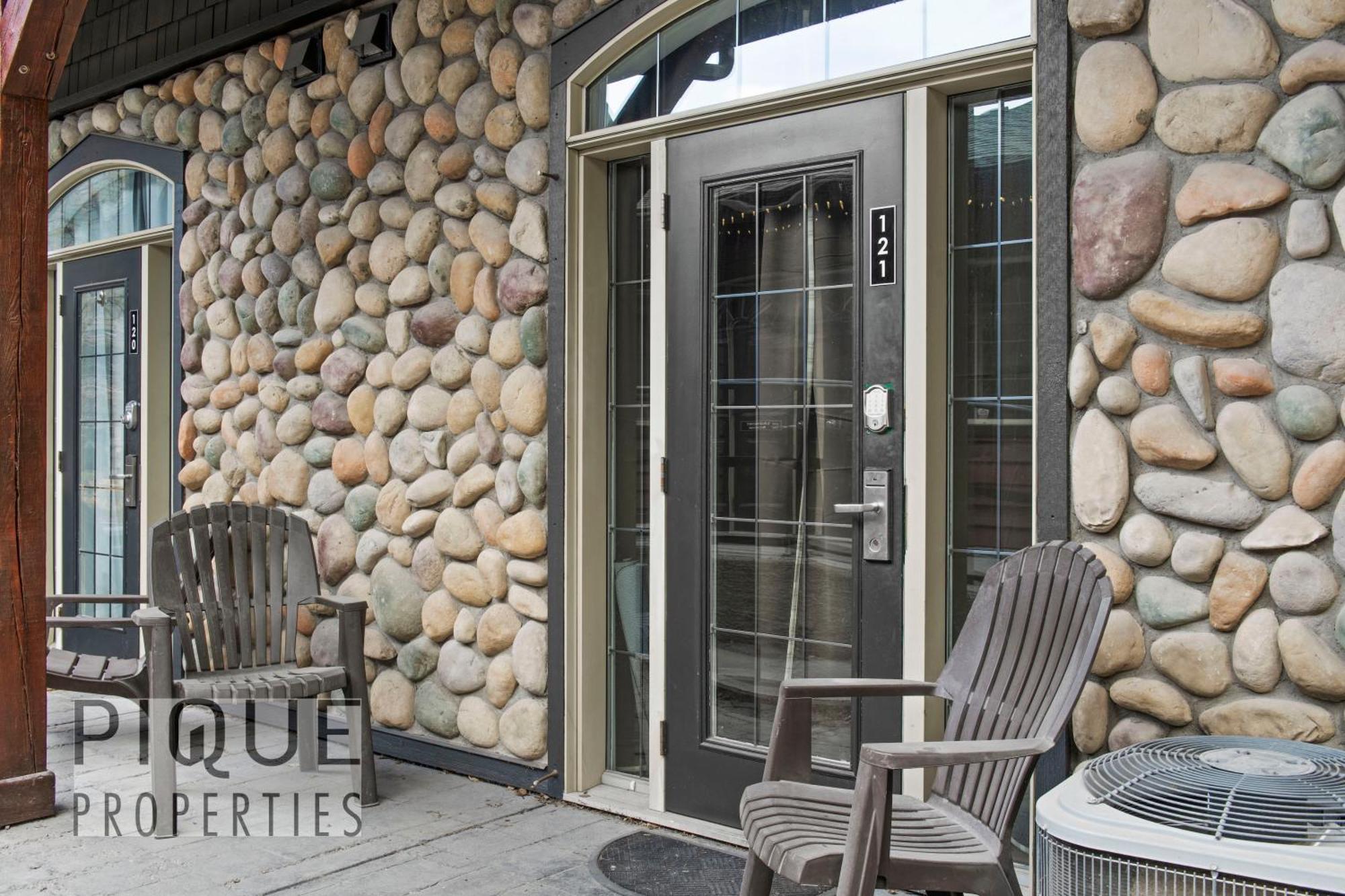 Mystic Mountain Chalet, Heated Outdoor Pool & Hot Tub, Free Parking, Fast Wifi! Кенмор Екстер'єр фото