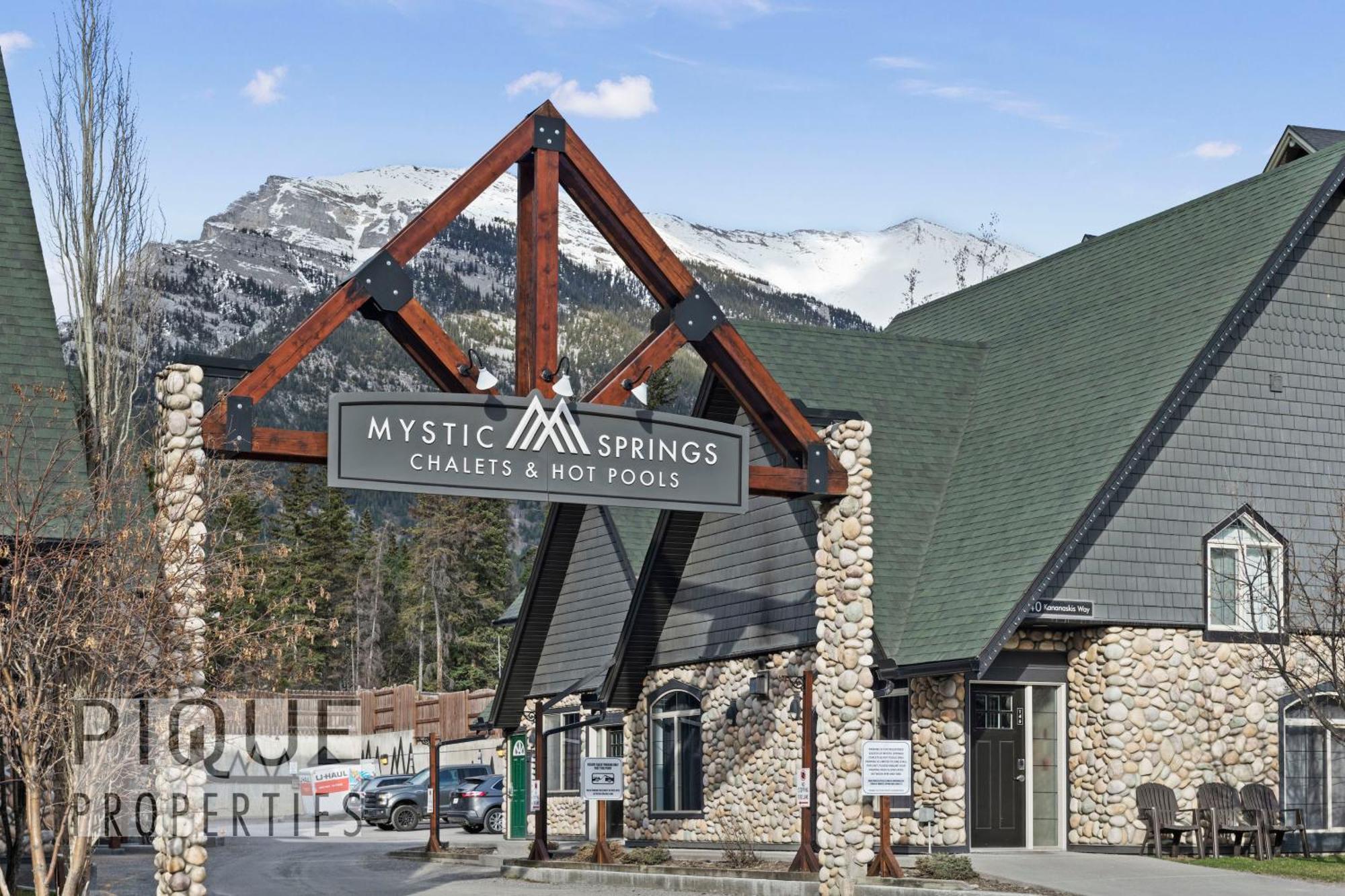 Mystic Mountain Chalet, Heated Outdoor Pool & Hot Tub, Free Parking, Fast Wifi! Кенмор Екстер'єр фото